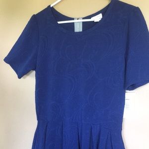 🦋NWT🦋 LulaRoe Amelia | Large